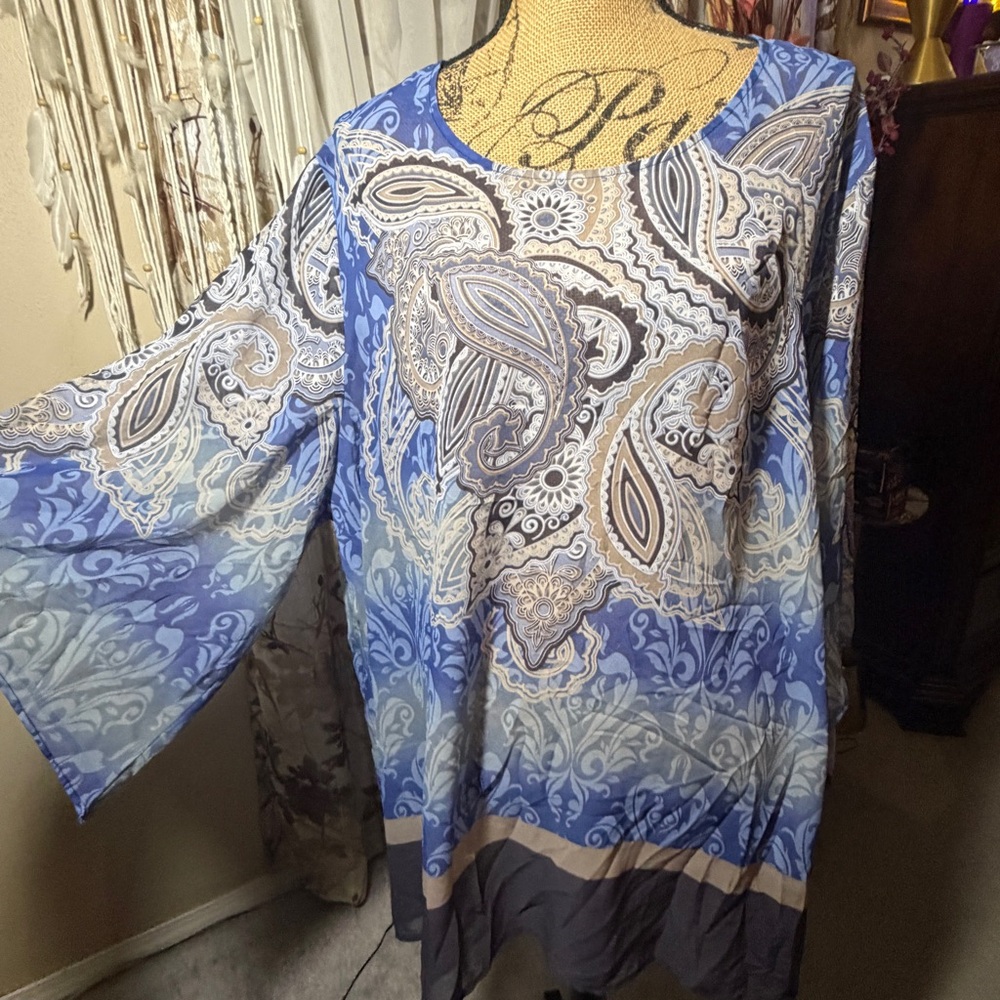 Catherines Blue and Cream Paisley Tunic